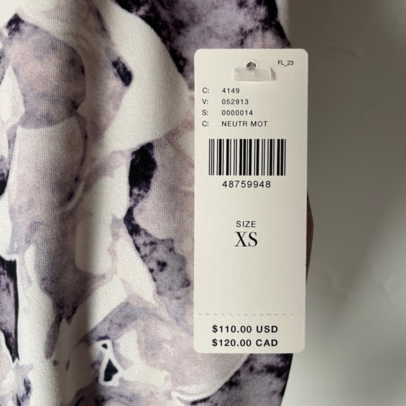 Anthro printed leggings, NWT, xs - Picture 4 of 7